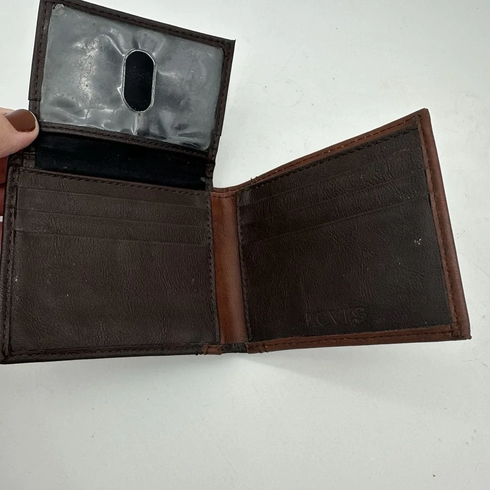 Levi's Leather RFID Wallet Bifold ID Brown And Tan